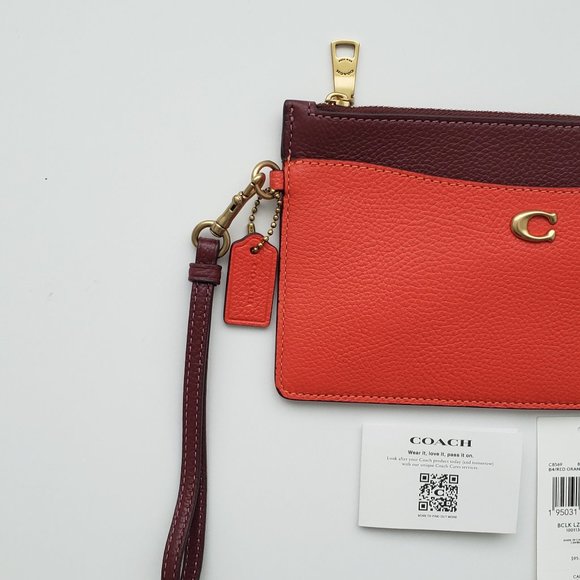 COACH wallet - Picture 7 of 8